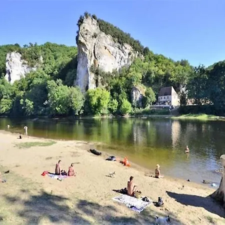Dom wakacyjny Peaceful With Pool Mazeyrolles